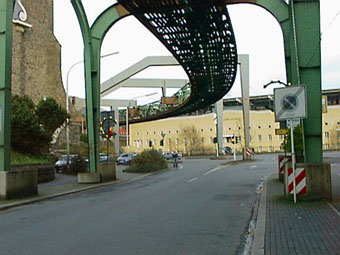 3700145.jpg (33701 Byte)