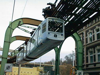 3700147.jpg (38638 Byte)